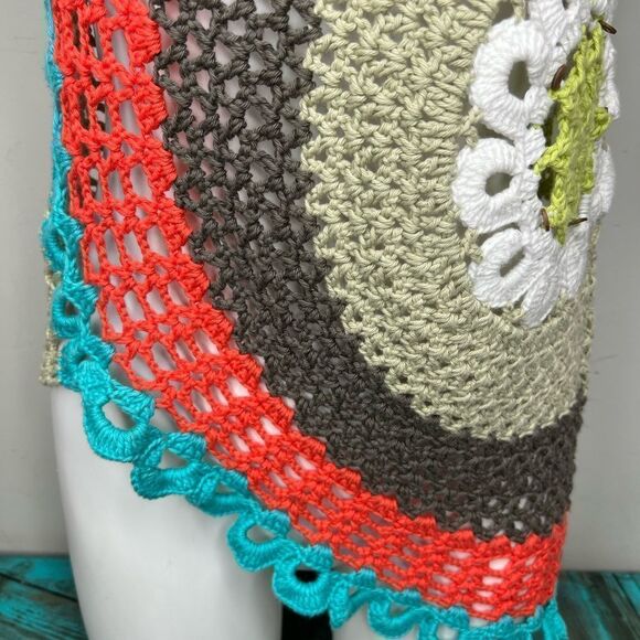 Pure Handknit For Fresh Produce Crocheted Floral Asymmetrical Tank Top - Picture 5 of 9